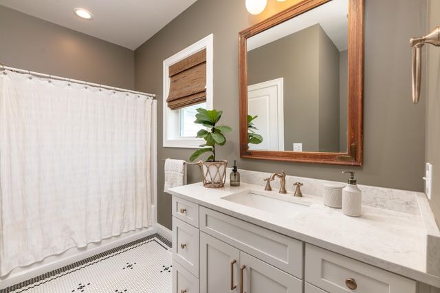 47 Clover Ridge Road, Meredith, NH 03253