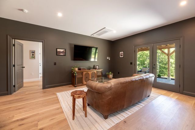 47 Clover Ridge Road, Meredith, NH 03253