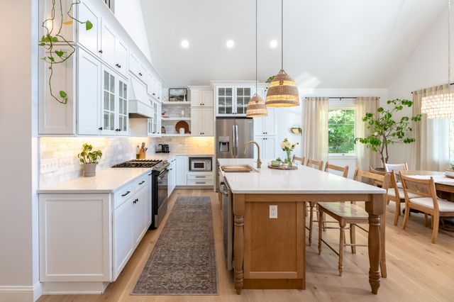 47 Clover Ridge Road, Meredith, NH 03253