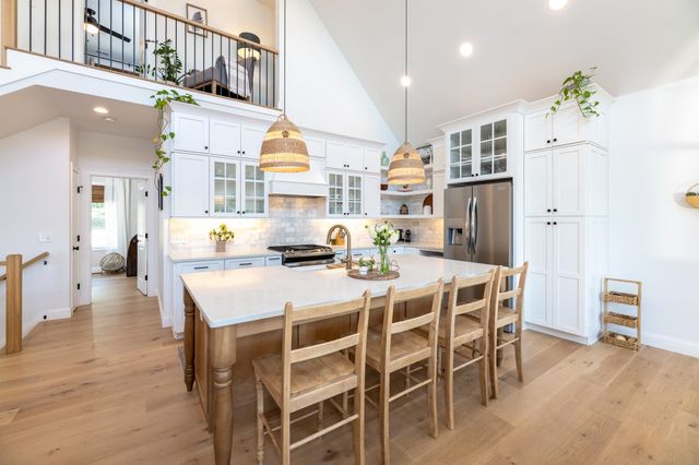 47 Clover Ridge Road, Meredith, NH 03253