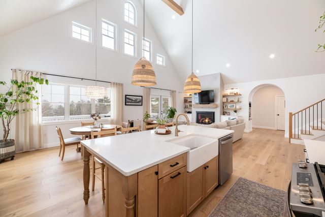 47 Clover Ridge Road, Meredith, NH 03253