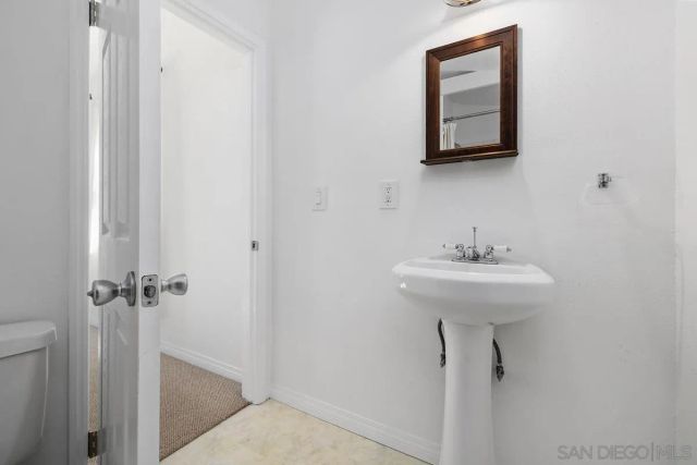 4577 48th Street, San Diego, CA 92115