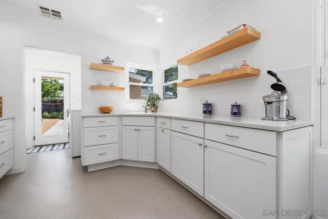 4577 48th Street, San Diego, CA 92115