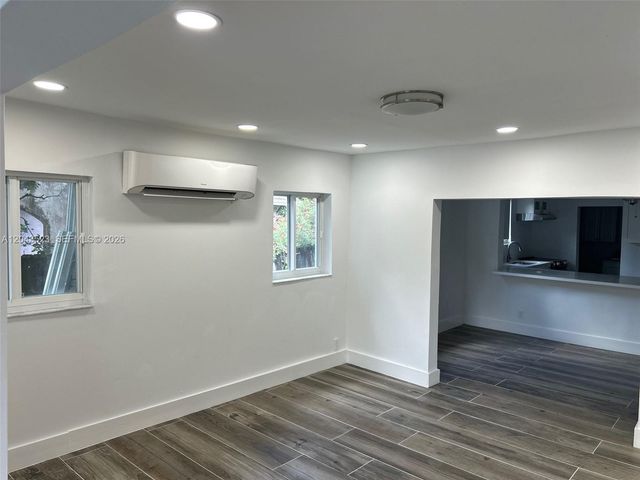 261 NW 49th St A, Miami, FL 33127