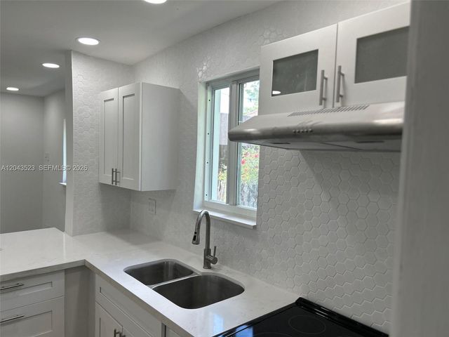 261 NW 49th St A, Miami, FL 33127