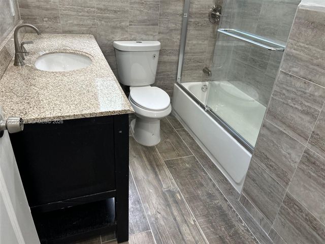 261 NW 49th St A, Miami, FL 33127