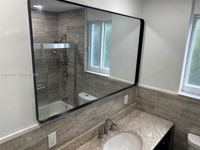 261 NW 49th St A, Miami, FL 33127