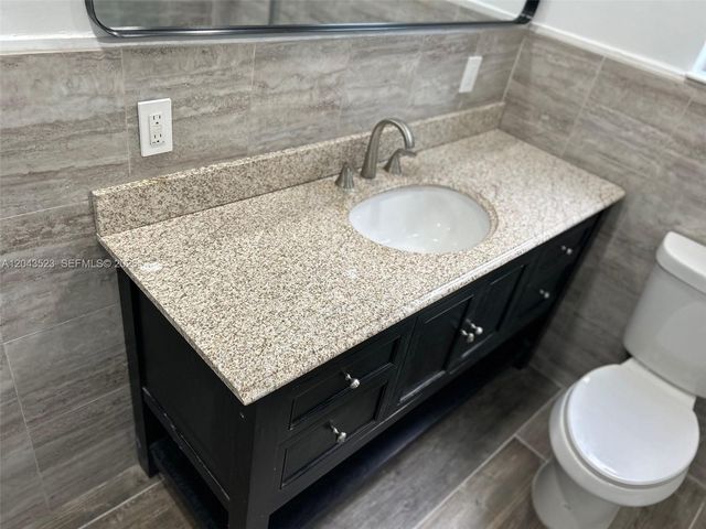 261 NW 49th St A, Miami, FL 33127
