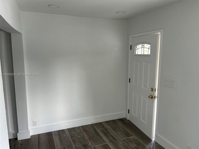 261 NW 49th St A, Miami, FL 33127