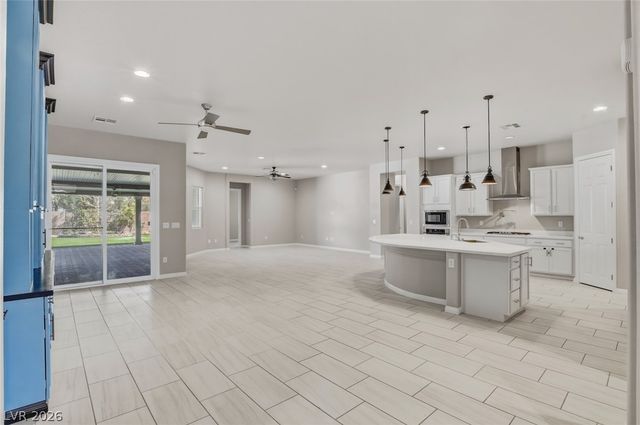 7084 Appaloosa Ridge Street, Las Vegas, NV 89131