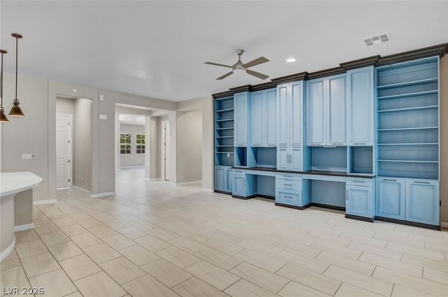 7084 Appaloosa Ridge Street, Las Vegas, NV 89131