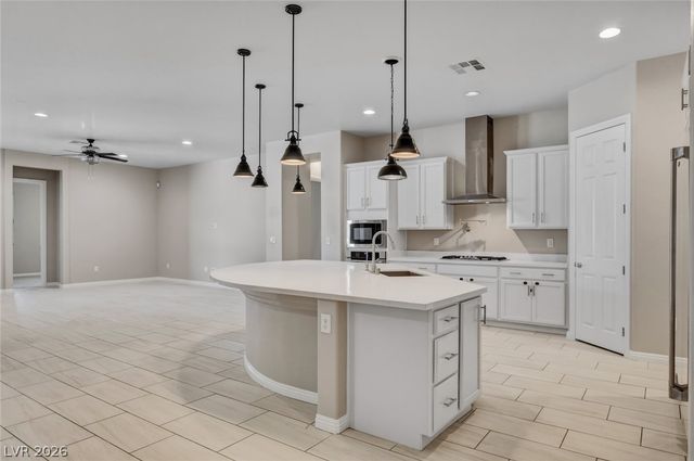 7084 Appaloosa Ridge Street, Las Vegas, NV 89131