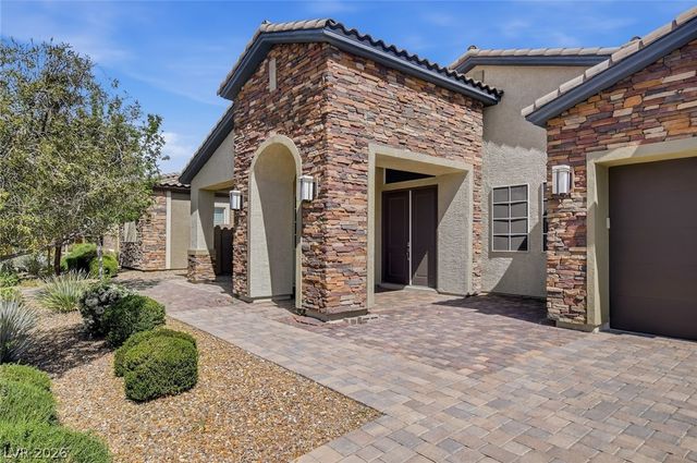 7084 Appaloosa Ridge Street, Las Vegas, NV 89131