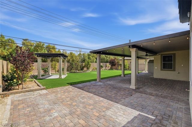 7084 Appaloosa Ridge Street, Las Vegas, NV 89131