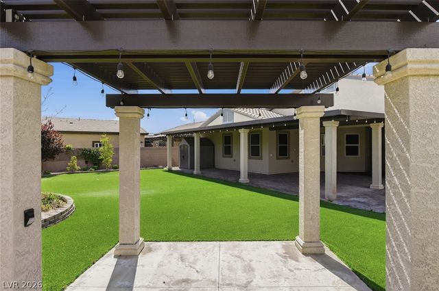 7084 Appaloosa Ridge Street, Las Vegas, NV 89131