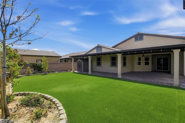 7084 Appaloosa Ridge Street, Las Vegas, NV 89131