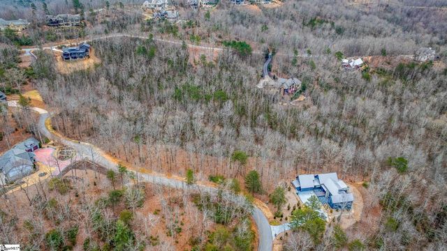 30 Lakes Edge Way, Marietta, SC 29661