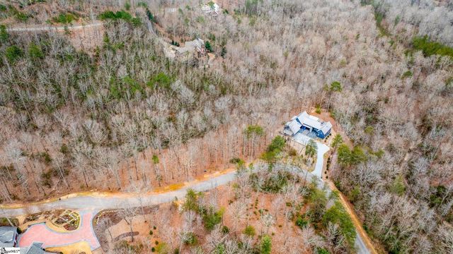 30 Lakes Edge Way, Marietta, SC 29661