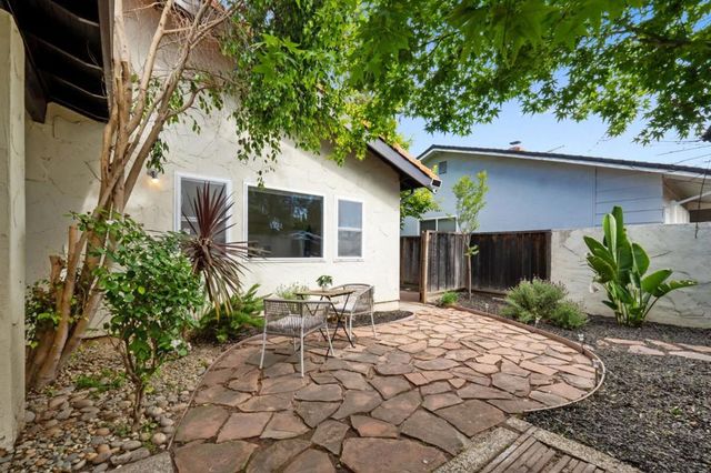 2305 Oak Flat Road, San Jose, CA 95131