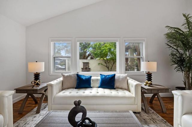 2305 Oak Flat Road, San Jose, CA 95131