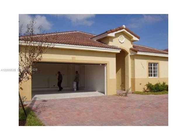 10785 SW 232nd St, Miami, FL 33170