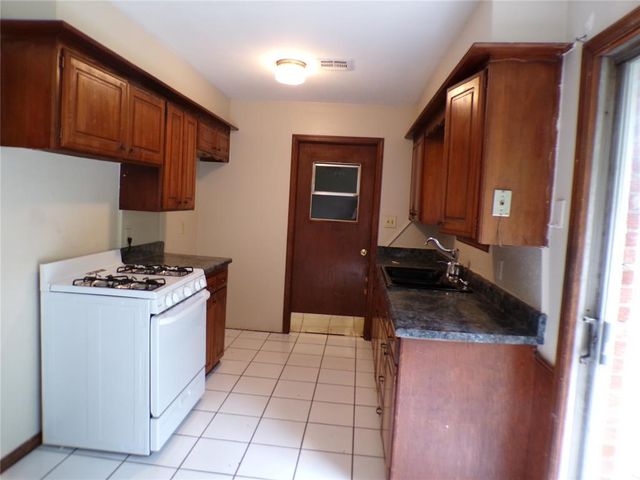 951 NW 2nd Street 0, Moore, OK 73160