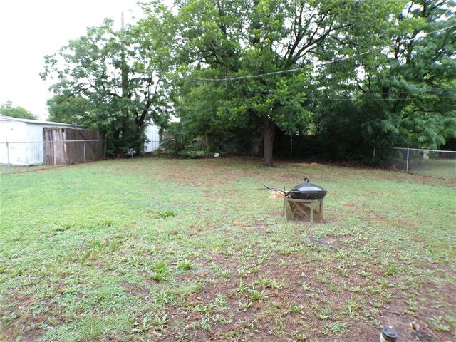 951 NW 2nd Street 0, Moore, OK 73160