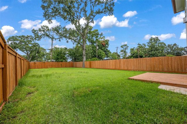 2031 Peppermill Road, Houston, TX 77080