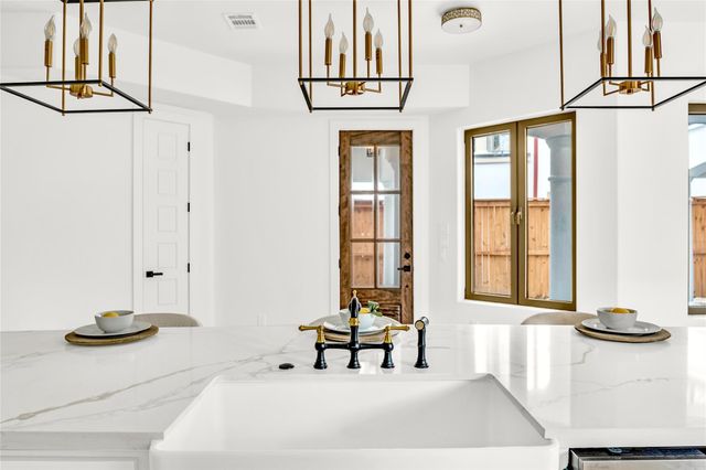 2031 Peppermill Road, Houston, TX 77080