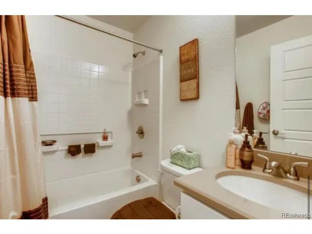 5038 N Andes Way, Denver, CO 80249