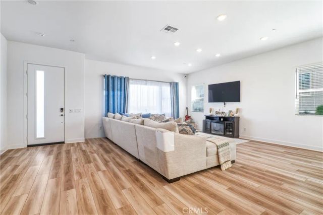 26767 Laurel Mountain Loop, Valencia, CA 91381