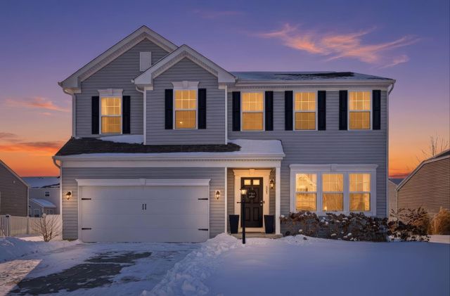 325 Green Acres Drive, Johnstown, OH 43031