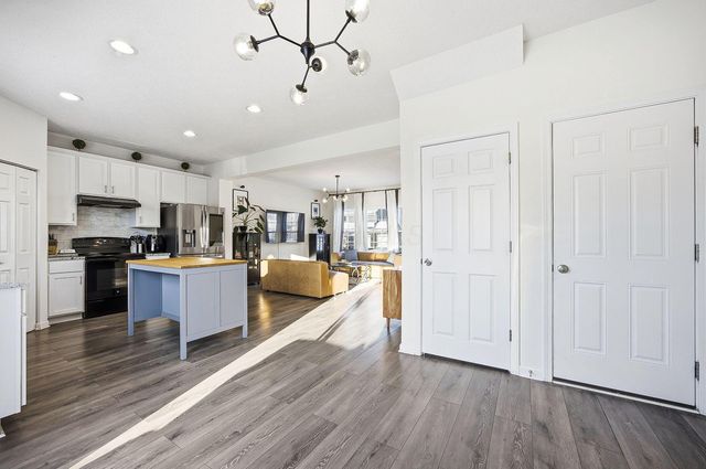 325 Green Acres Drive, Johnstown, OH 43031