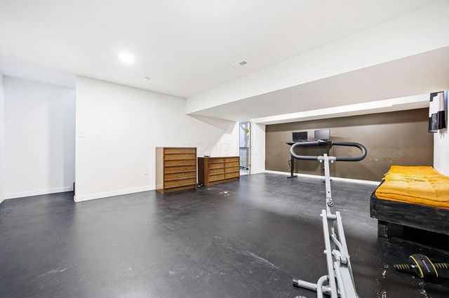 325 Green Acres Drive, Johnstown, OH 43031