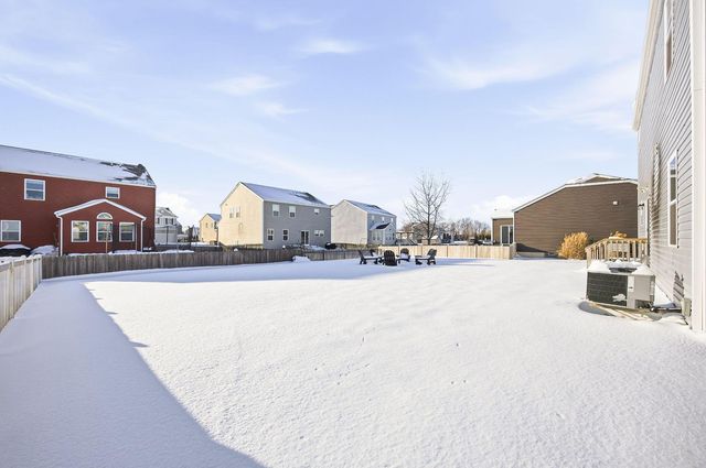 325 Green Acres Drive, Johnstown, OH 43031