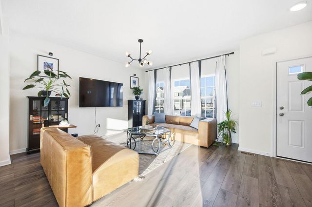 325 Green Acres Drive, Johnstown, OH 43031