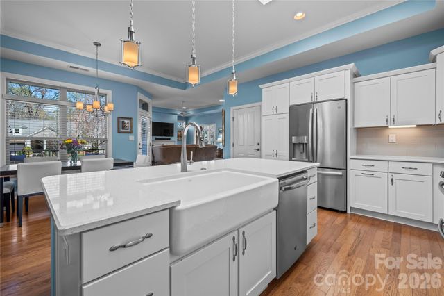 8020 Parknoll Drive, Huntersville, NC 28078