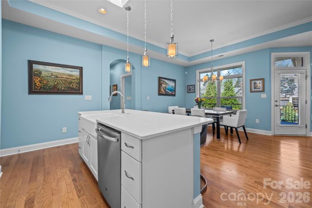 8020 Parknoll Drive, Huntersville, NC 28078