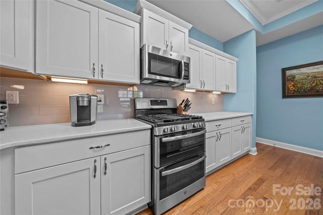 8020 Parknoll Drive, Huntersville, NC 28078