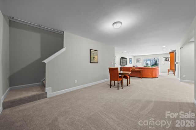 8020 Parknoll Drive, Huntersville, NC 28078