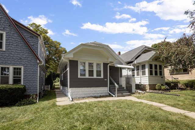 1711 S 85th STREET, West Allis, WI 53214