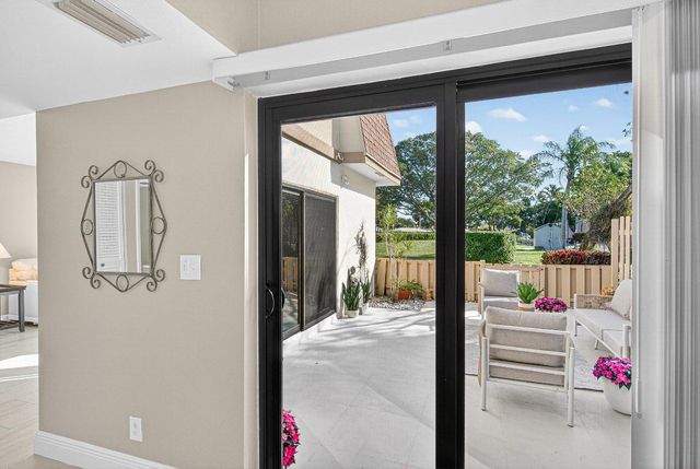 865 NW 29th Avenue D, Delray Beach, FL 33445