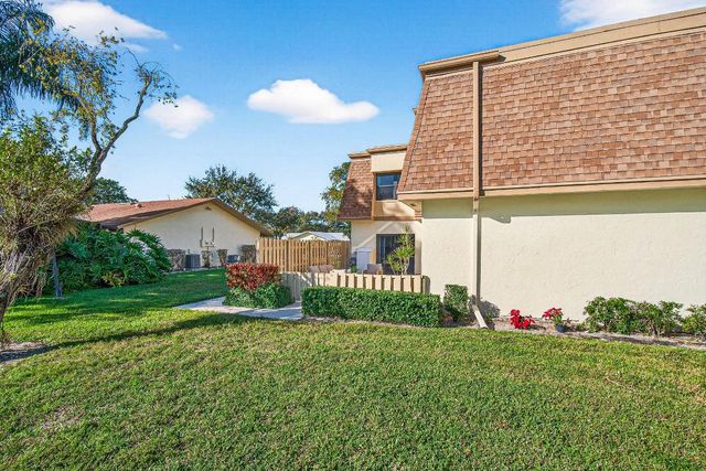 865 NW 29th Avenue D, Delray Beach, FL 33445