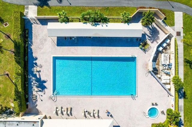 865 NW 29th Avenue D, Delray Beach, FL 33445