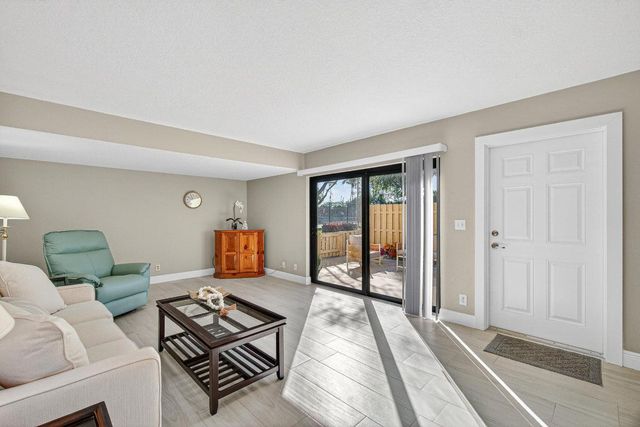 865 NW 29th Avenue D, Delray Beach, FL 33445