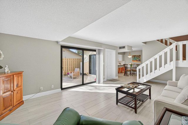 865 NW 29th Avenue D, Delray Beach, FL 33445