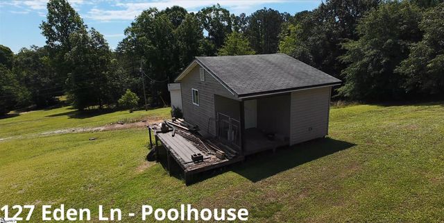 127 Eden Lane, Central, SC 29640