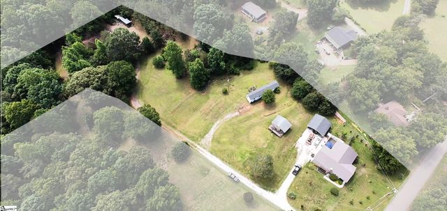 127 Eden Lane, Central, SC 29640