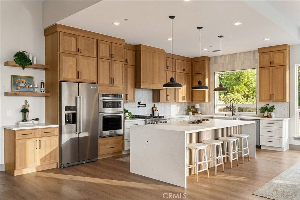 Image 4 of property listing at 260 Pinewood Drive, Paradise, CA 95969