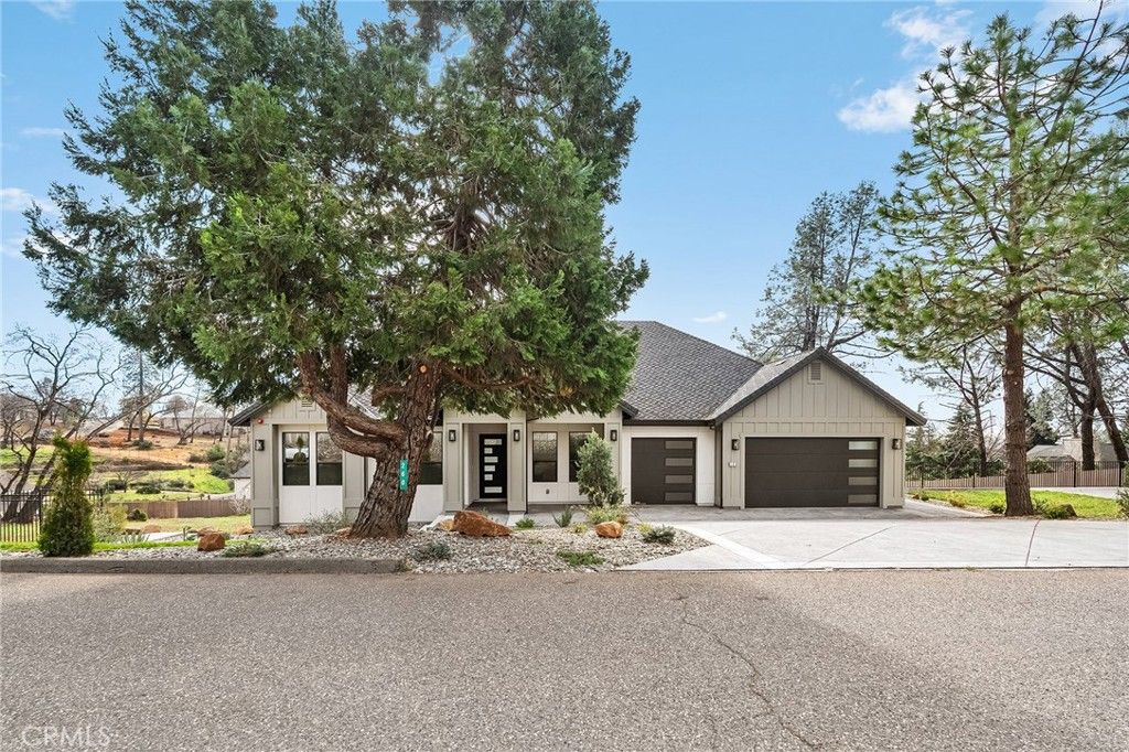 Image 6 of property listing at 260 Pinewood Drive, Paradise, CA 95969